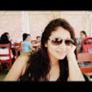 Meet your Posher, Jenny noemi